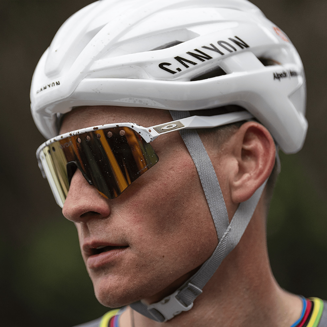 Lunettes Oakley Sutro Lite Sweep Mathieu Van Der Poel Signature – Image 3