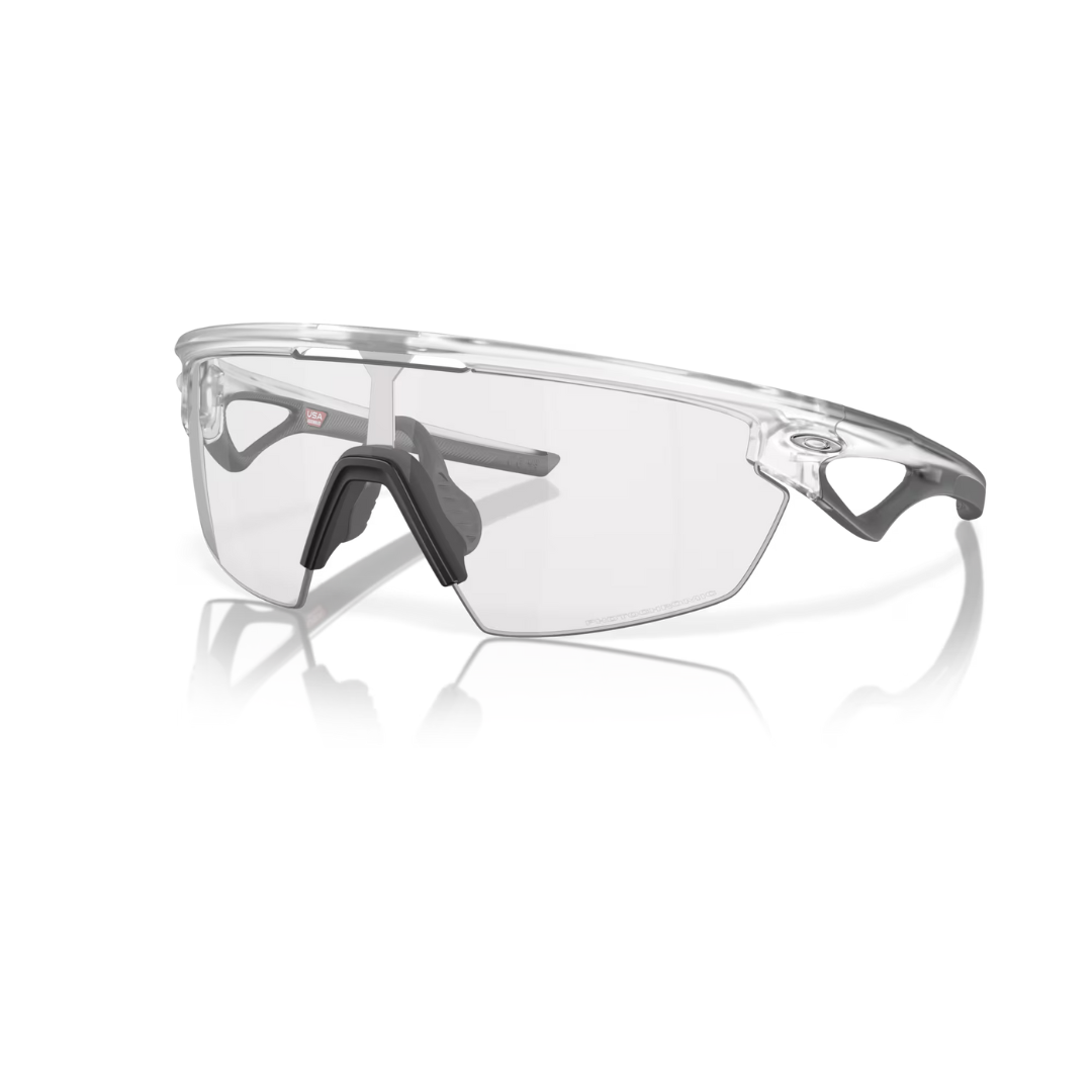 Lunettes Oakley Sphaera™️ – Matte Clear Photochromic