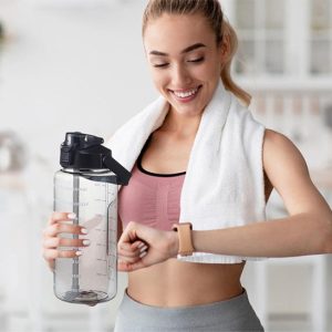 gourde-pour-affirmer-votre-style-en-sport.jpg Gourde Motivante 2L avec Marqueurs Temporels – Solution Hydratation Quotidienne